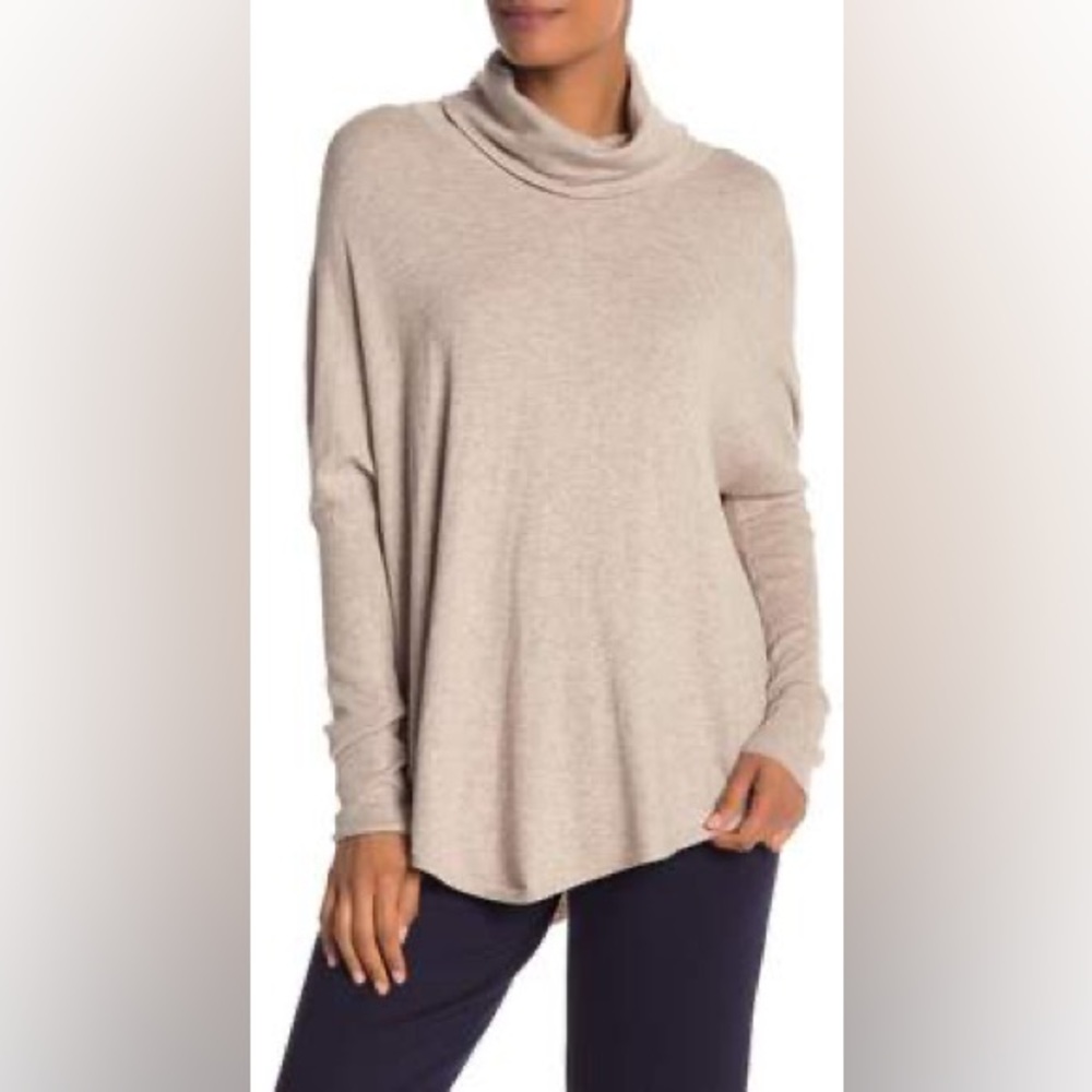 Cyrus Cowl Neck Sweater Small Dolman Long Sleeves Knit Curve Hem in Cream
